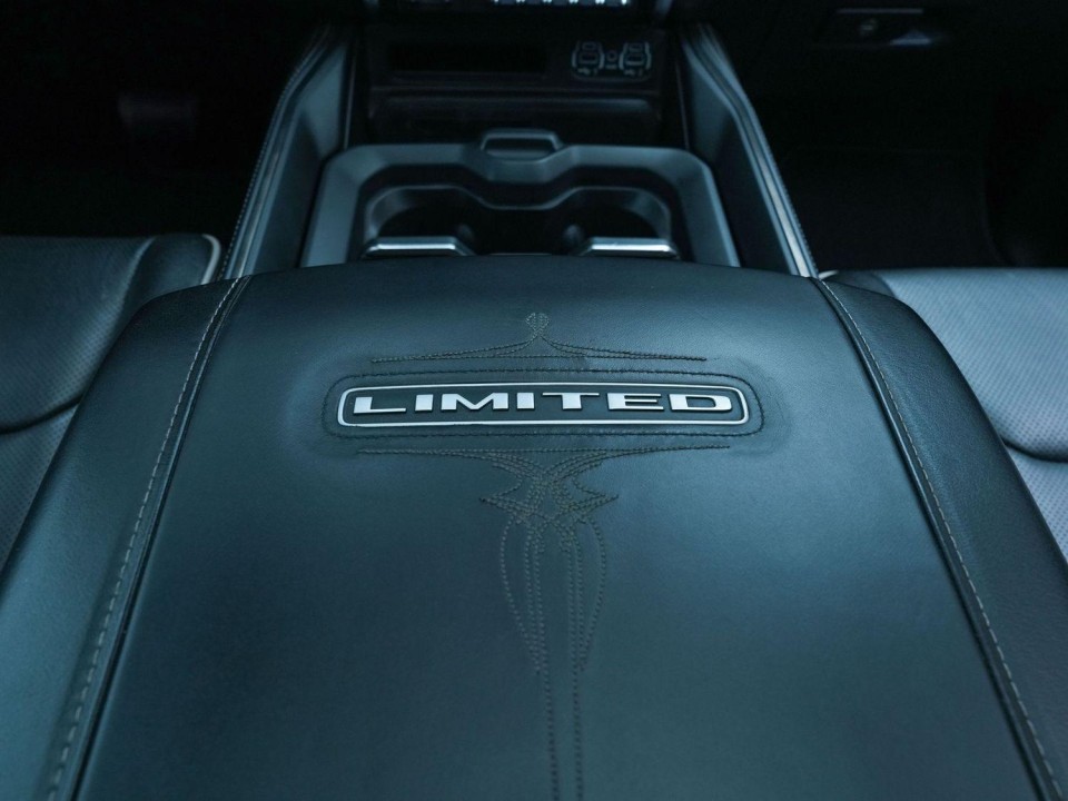 Dodge RAM 1500 Limited - foto 29