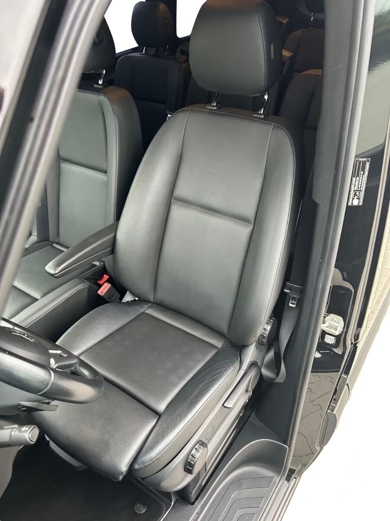 Mercedes-Benz Sprinter Tourer L2H3 - foto 8