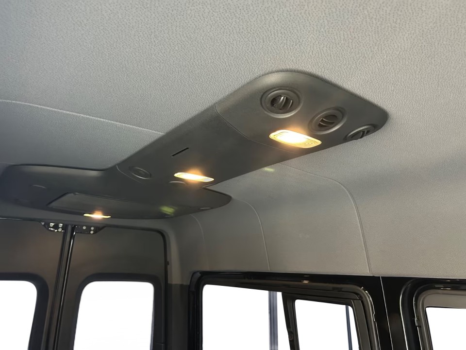 Mercedes-Benz Sprinter Tourer L2H3 - foto 13