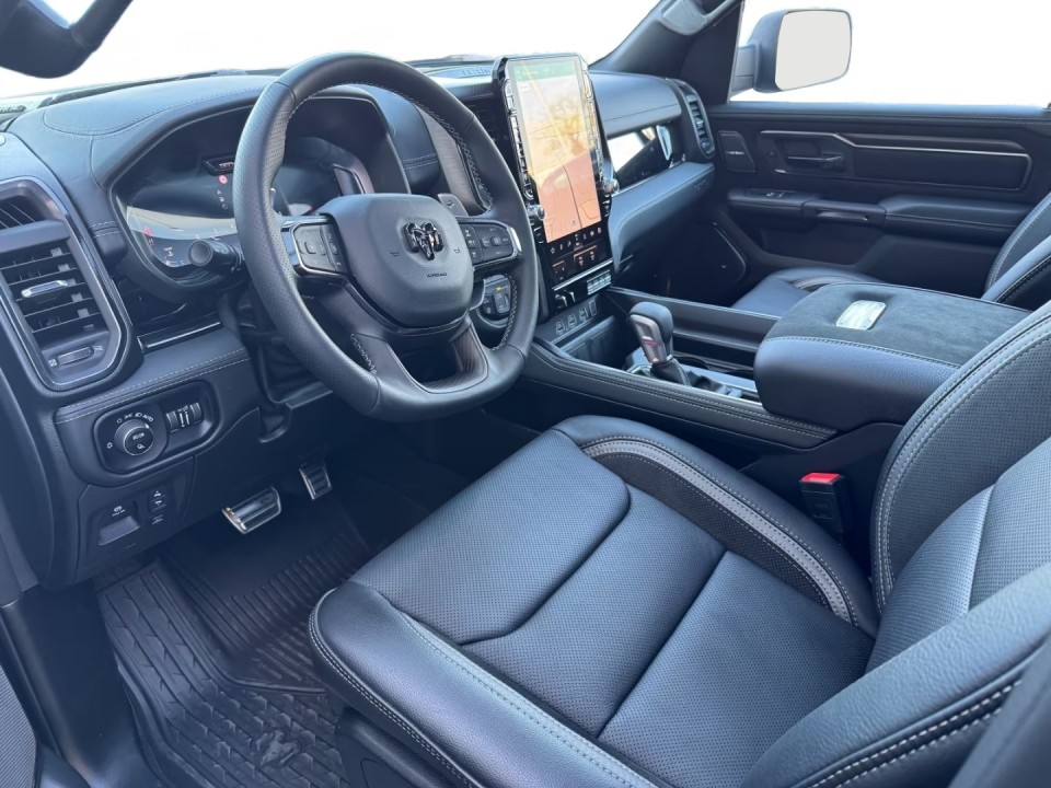 Dodge RAM 1500 - foto 16