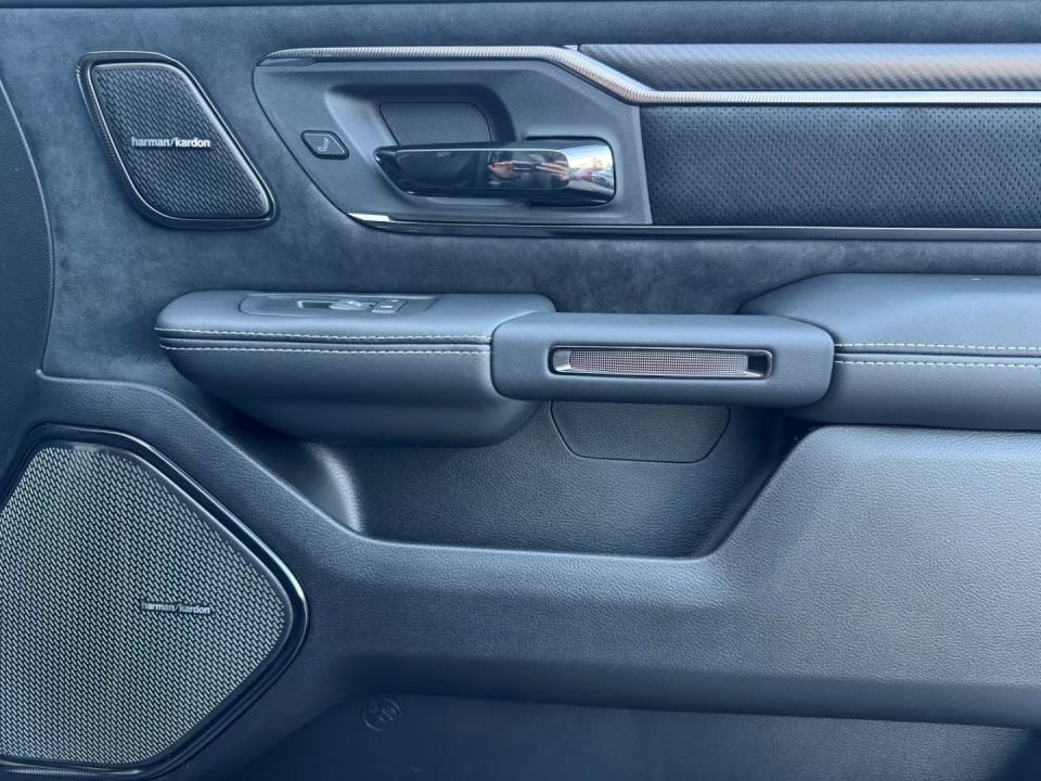 Dodge RAM 1500 - foto 30