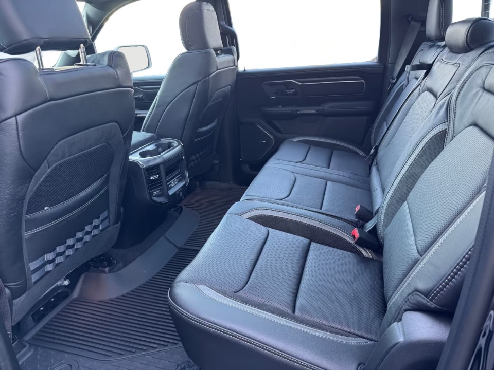 Dodge RAM 1500 - foto 32