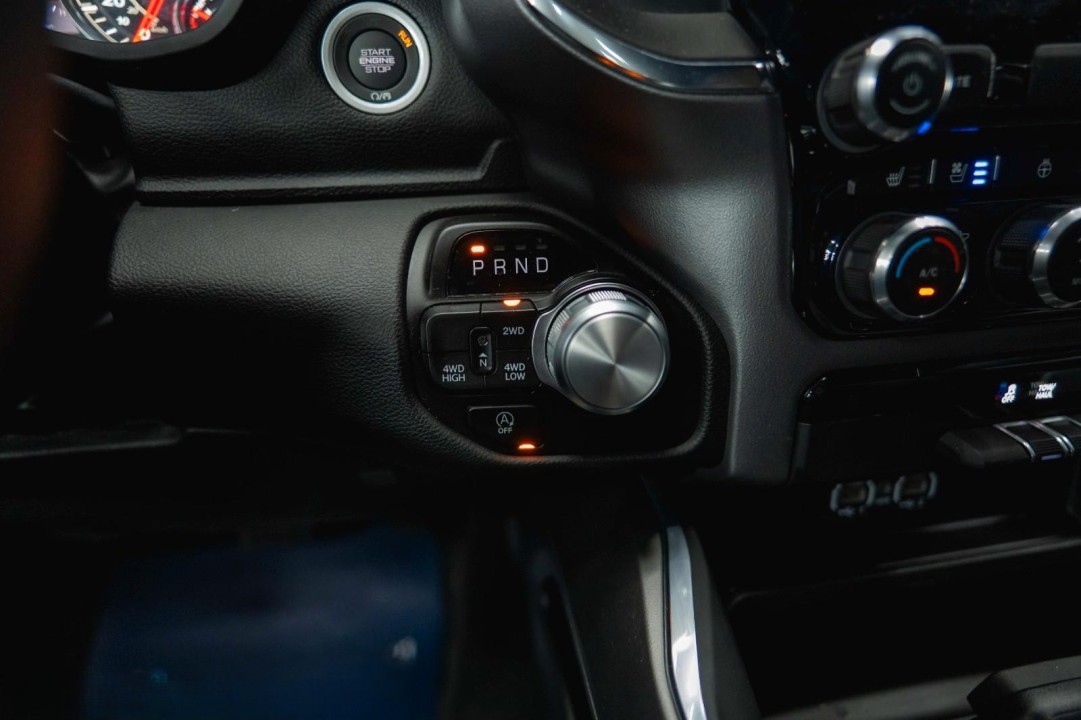 Dodge RAM Laramie - foto 22