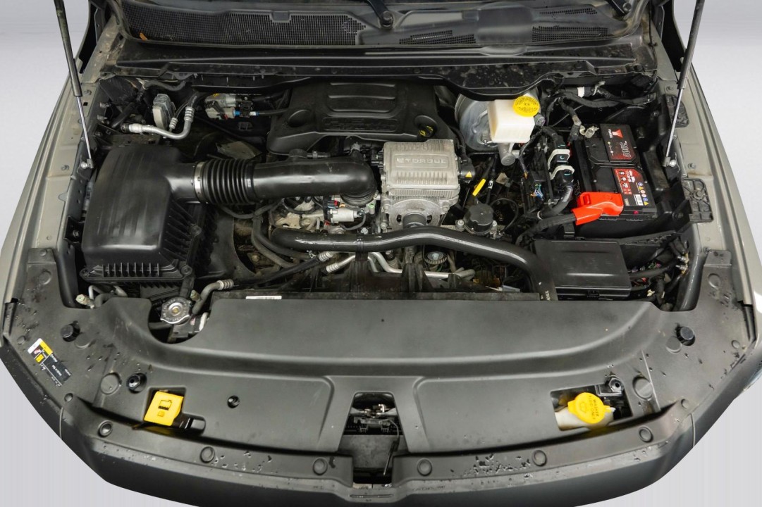 Dodge RAM Laramie - foto 33