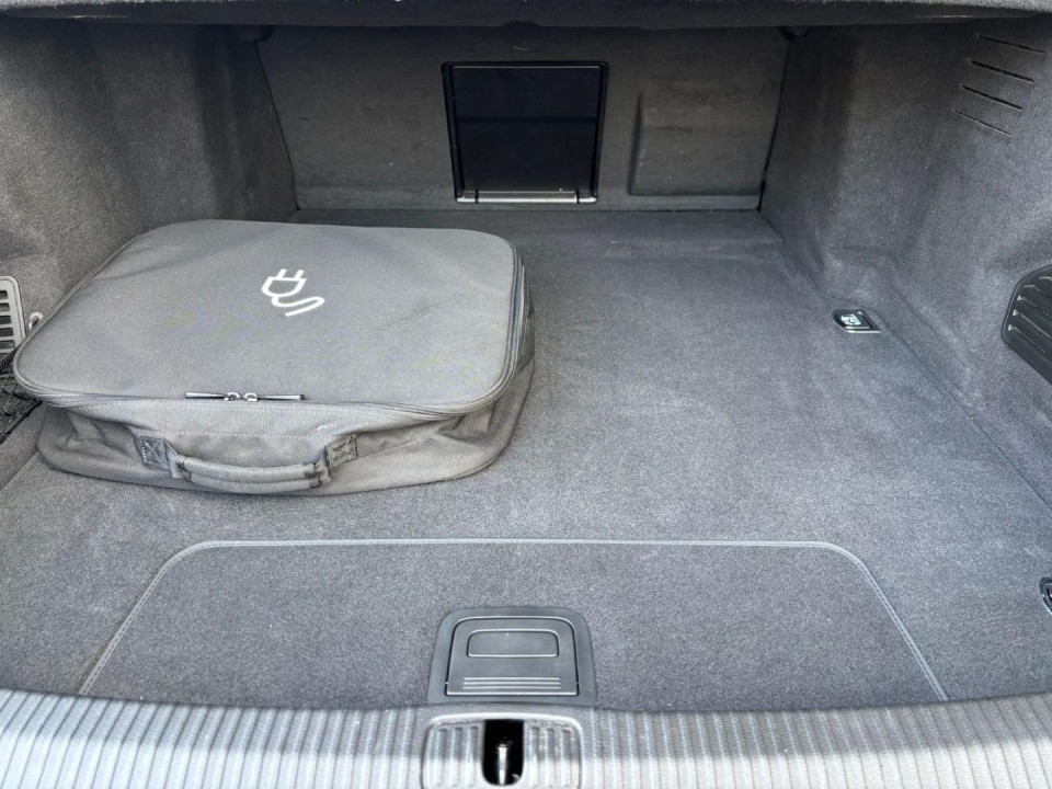 Audi A8 60 TFSIe quattro tiptronic - foto 14