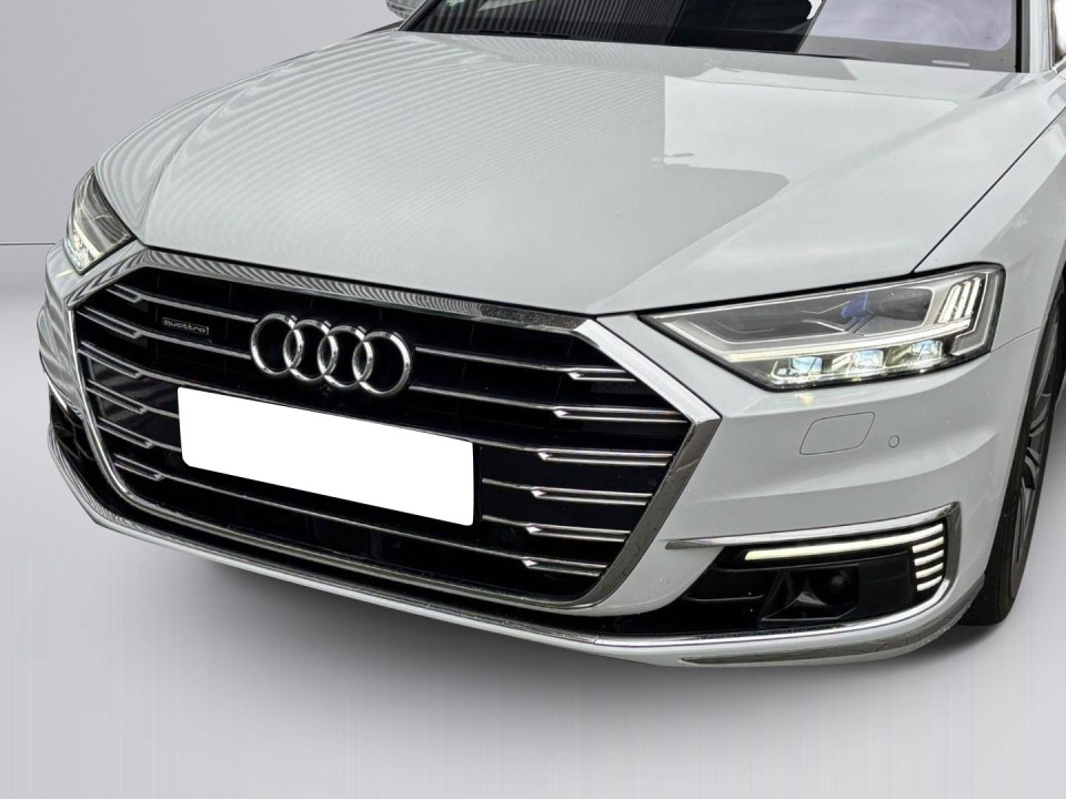 Audi A8 60 TFSIe quattro tiptronic - foto 13