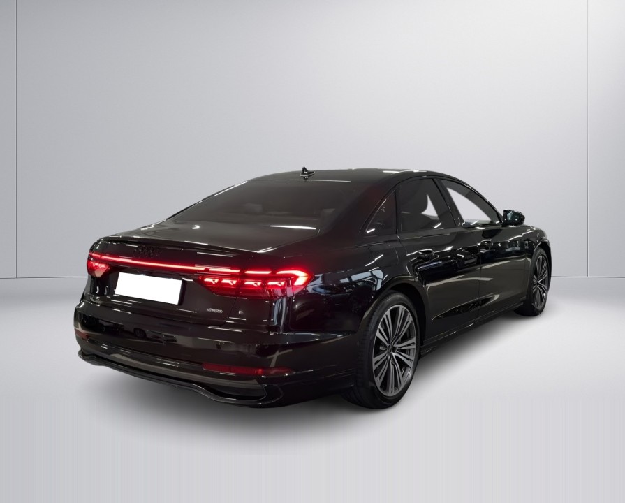 Audi A8 55TFSI quattro tiptronic (2)