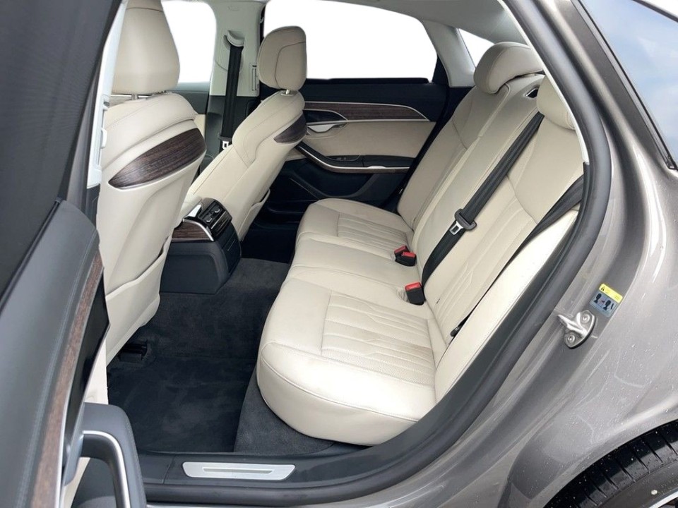Audi A8 55TFSI quattro tiptronic - foto 9