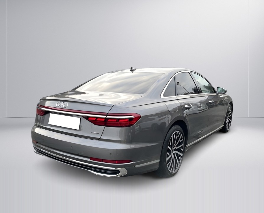 Audi A8 55TFSI quattro tiptronic (3)