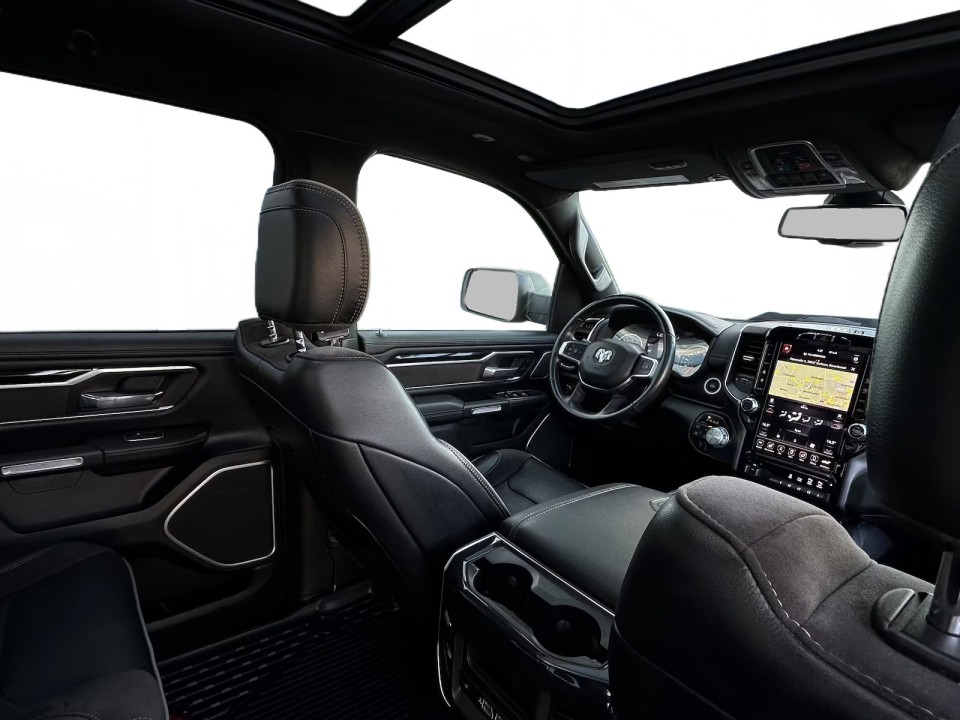 Dodge RAM 1500 Laramie - foto 12