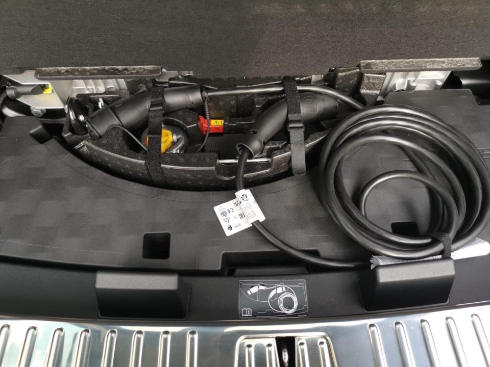 Porsche Cayenne Coupe E-Hybrid - foto 37