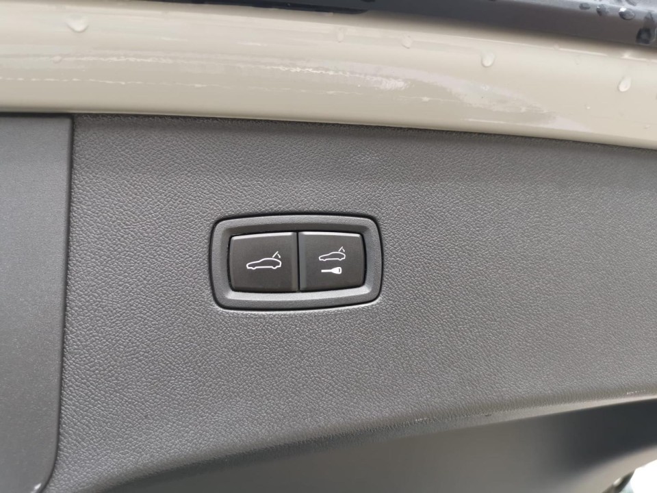 Porsche Cayenne Coupe E-Hybrid - foto 33