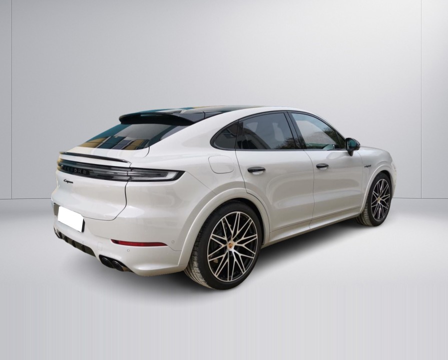 Porsche Cayenne Coupe E-Hybrid (4)