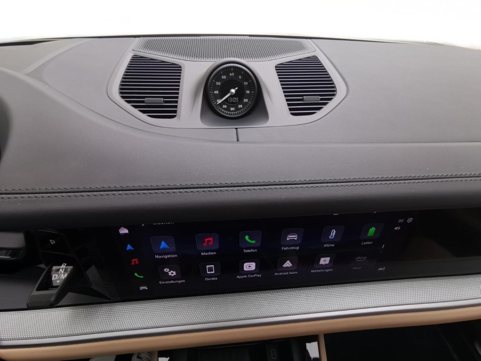 Porsche Cayenne Coupe E-Hybrid - foto 29