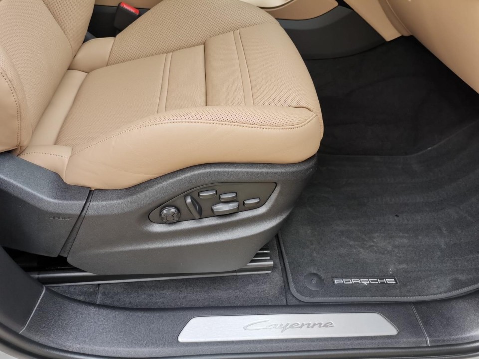 Porsche Cayenne Coupe E-Hybrid - foto 19