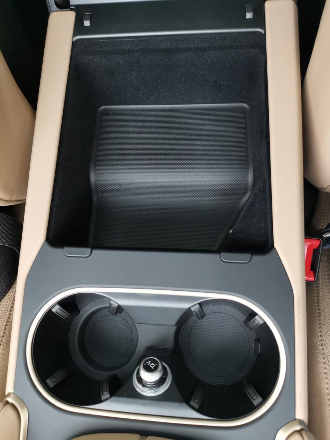 Porsche Cayenne Coupe E-Hybrid - foto 20