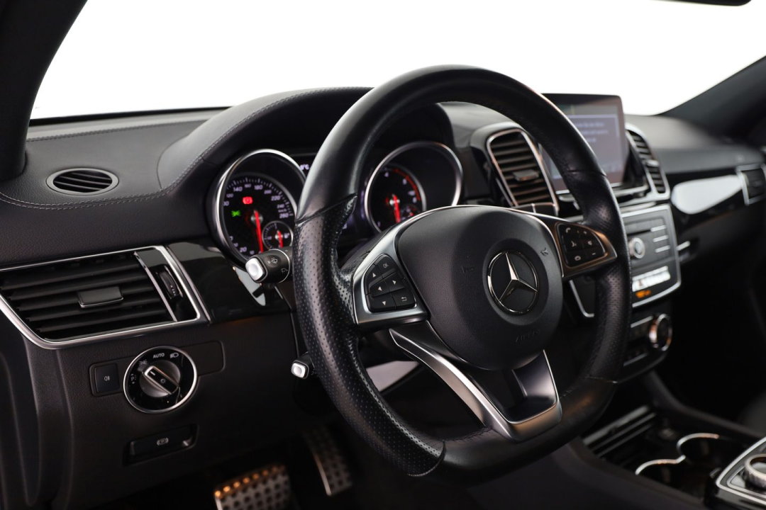 Mercedes-Benz GLE Coupe AMG Distronic Panoramic - foto 13