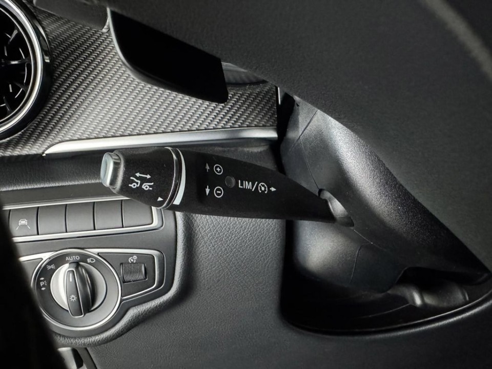 Mercedes-Benz V 300d 4MATIC Long AMG Line - foto 15