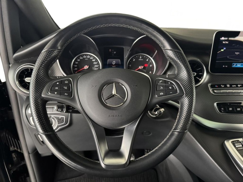 Mercedes-Benz V 300d 4MATIC Long AMG Line - foto 10