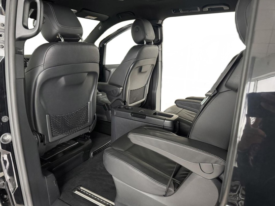 Mercedes-Benz V 300d 4MATIC Long AMG Line - foto 26