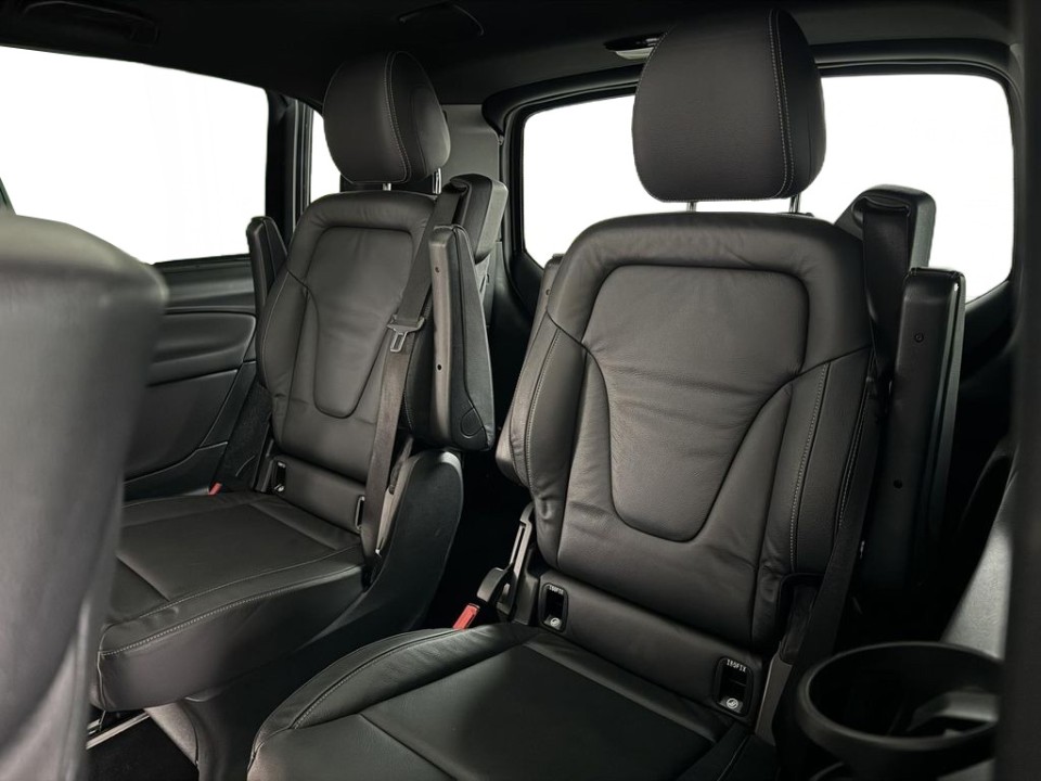 Mercedes-Benz V 300d 4MATIC Long AMG Line - foto 23