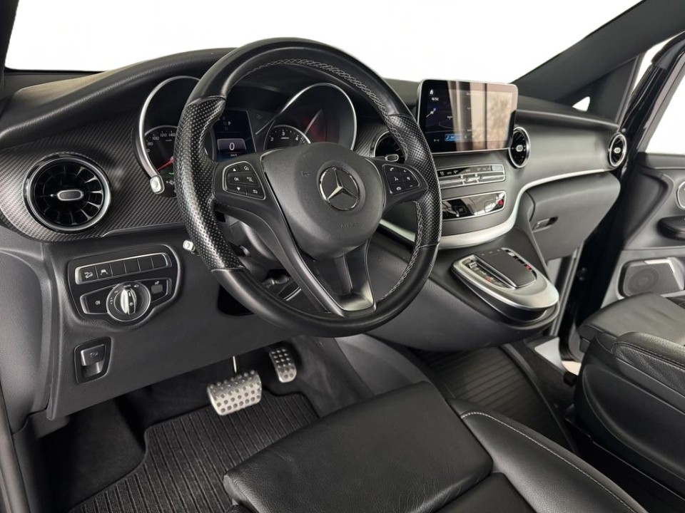 Mercedes-Benz V 300d 4MATIC Long AMG Line - foto 13