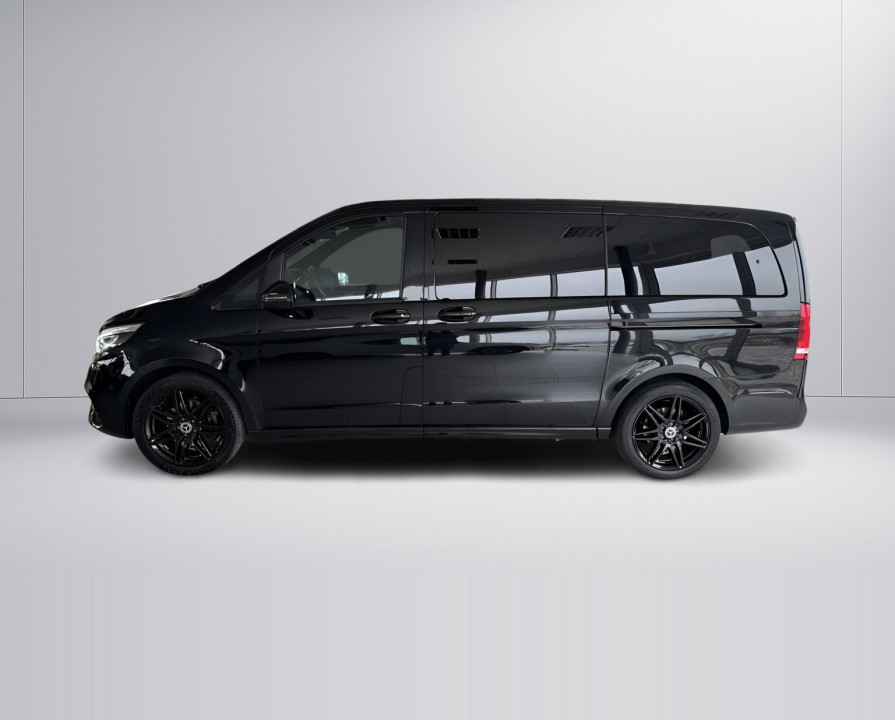 Mercedes-Benz V 300d 4MATIC Long AMG Line (5)