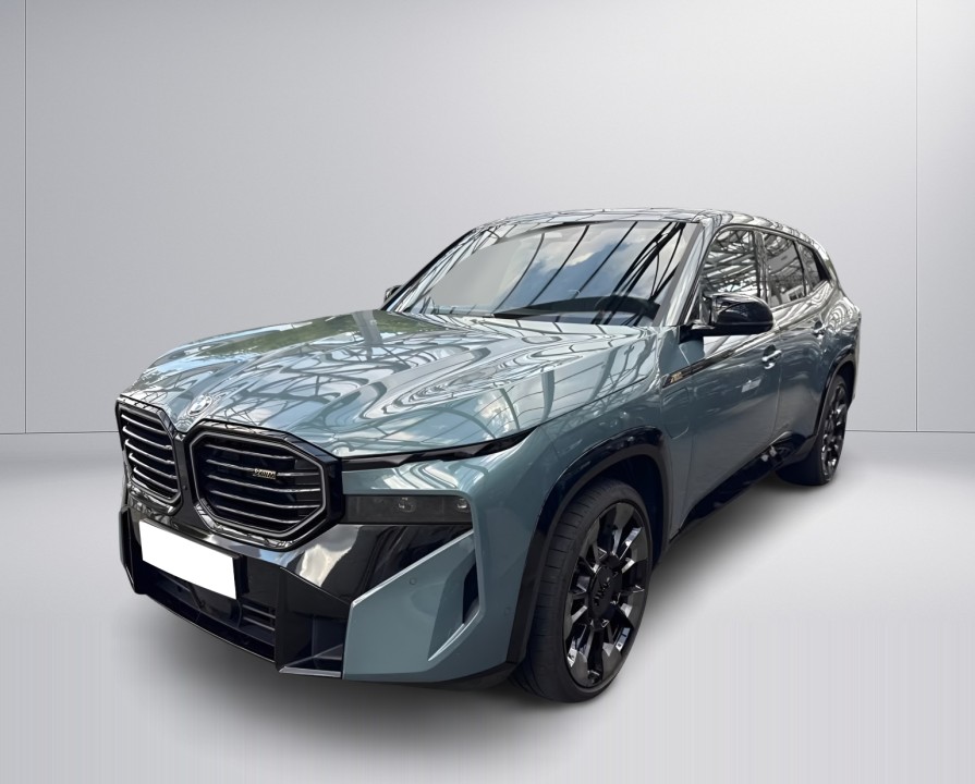 BMW XM (2)
