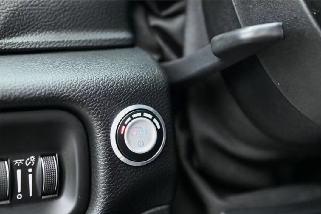 Dodge RAM 1500 Laramie - foto 32