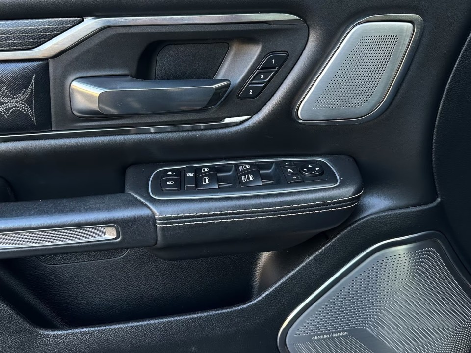 Dodge RAM 1500 Limited - foto 21