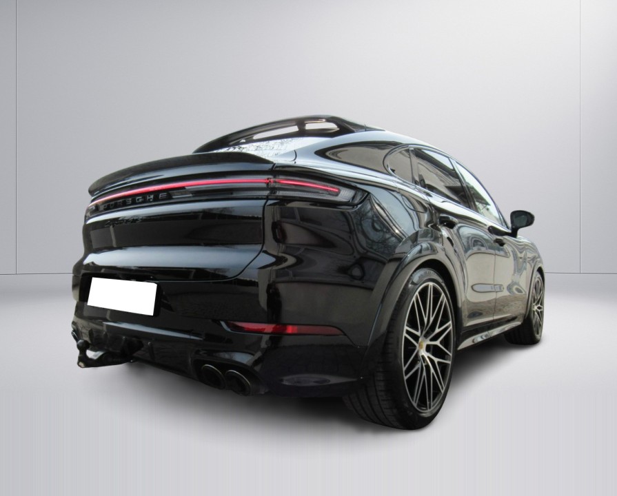 Porsche Cayenne Coupe GTS (3)