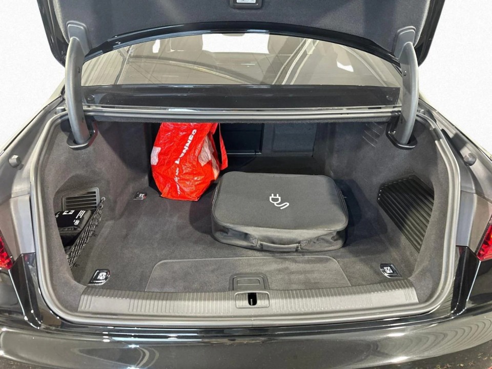 Audi A8 60 TFSIe quattro tiptronic - foto 14