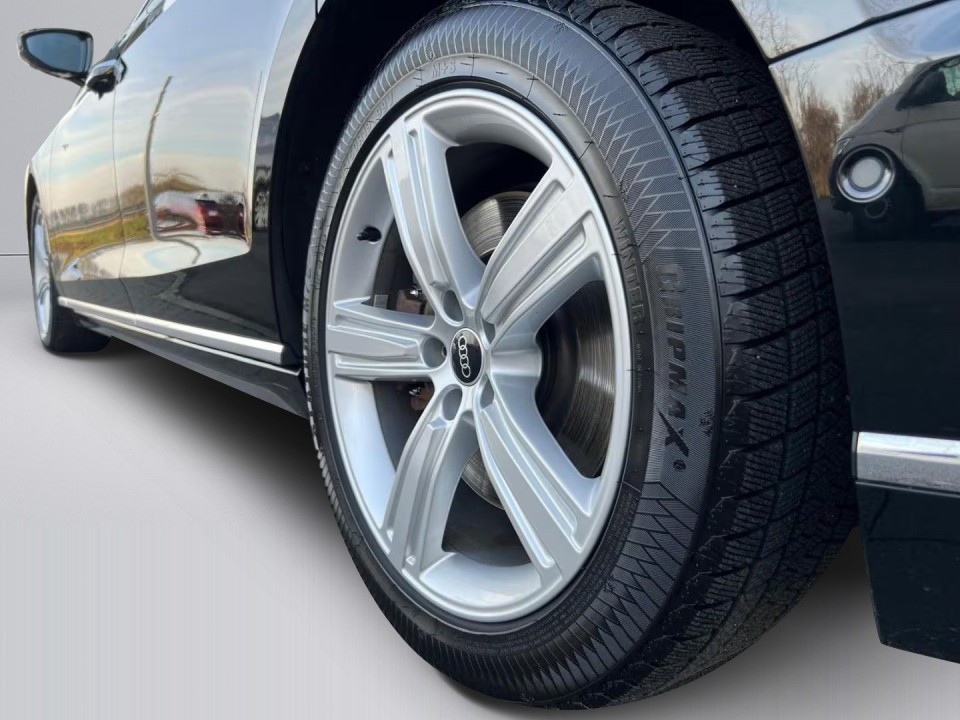 Audi A8 60 TFSIe quattro tiptronic - foto 16