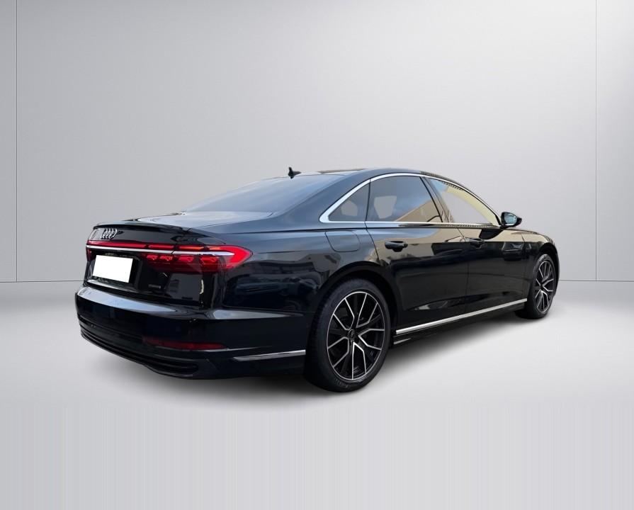 Audi A8 50TDI quattro tiptronic (2)