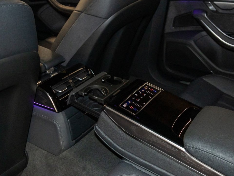 Audi A8 55TFSI quattro tiptronic - foto 15