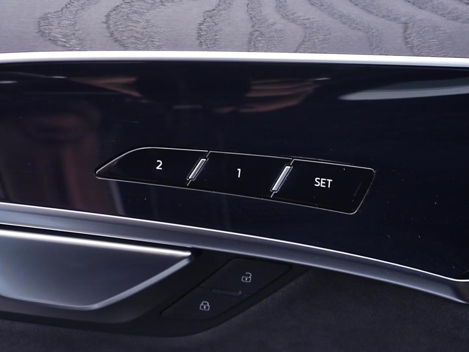 Audi A8 50TDI quattro tiptronic - foto 9