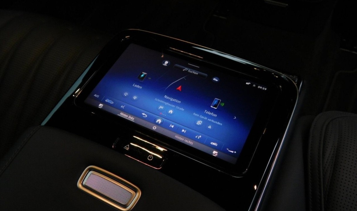 Mercedes-Benz S 63 AMG E-Performance - foto 12