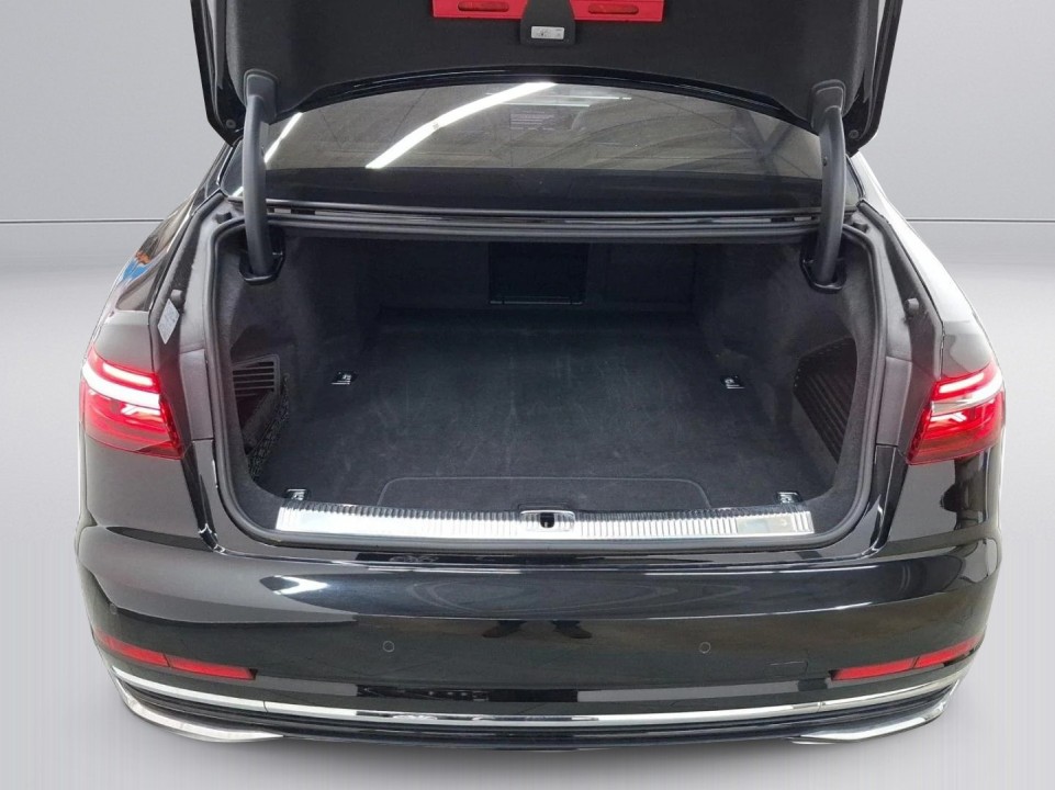 Audi A8 L 60 TFSIe quattro tiptronic - foto 18