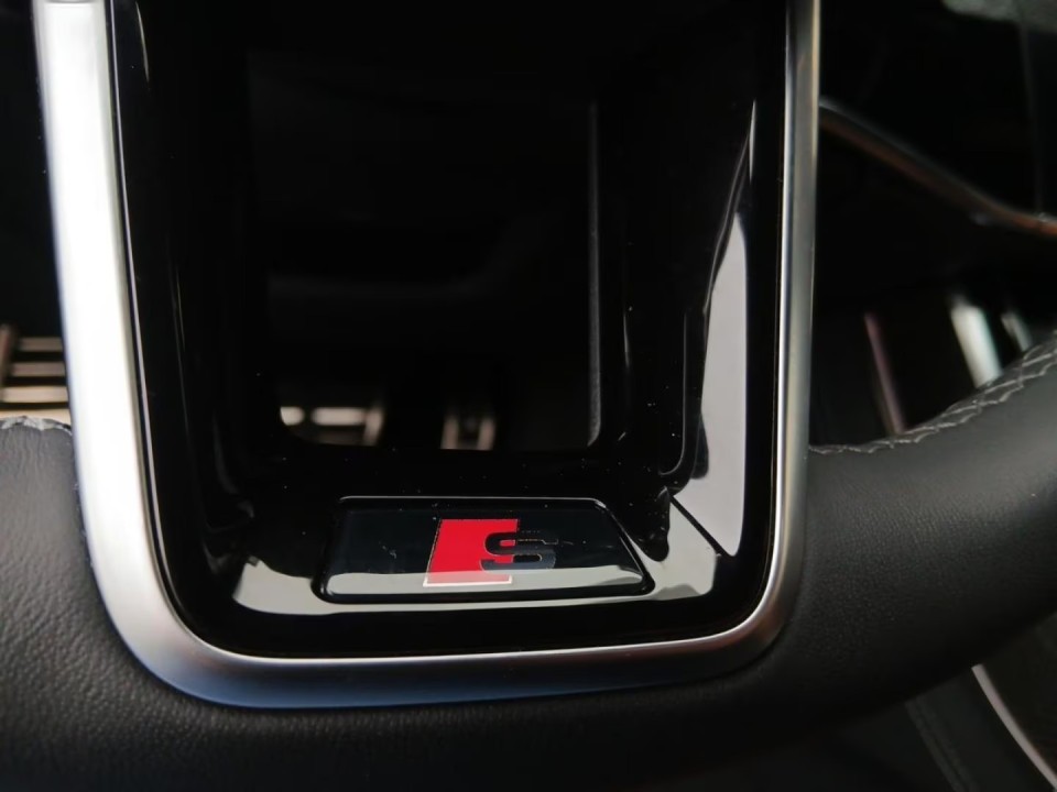 Audi A8 L 55TFSI quattro tiptronic - foto 10