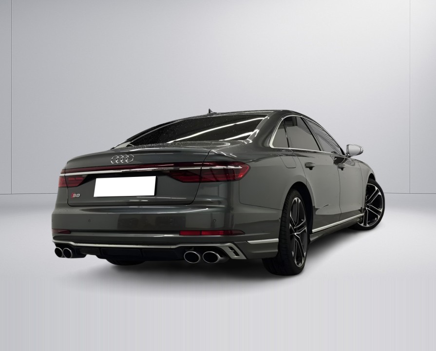 Audi S8 TFSI quattro (2)