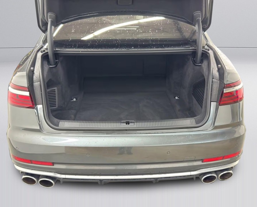 Audi S8 TFSI quattro - foto 17