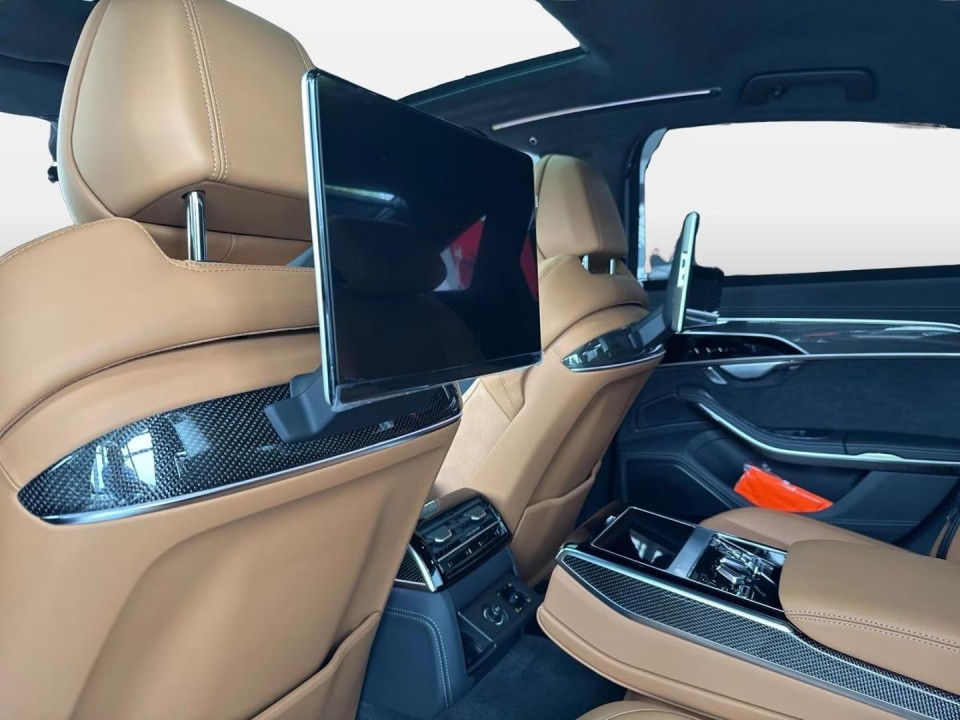 Audi S8 TFSI quattro - foto 18