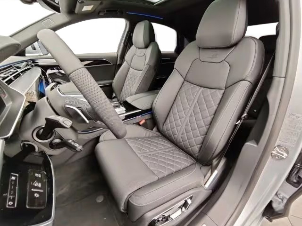Audi A8 50TDI quattro tiptronic - foto 7