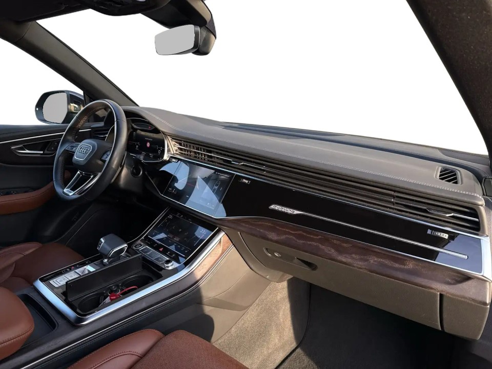 Audi Q8 45 TDI Quattro - foto 13