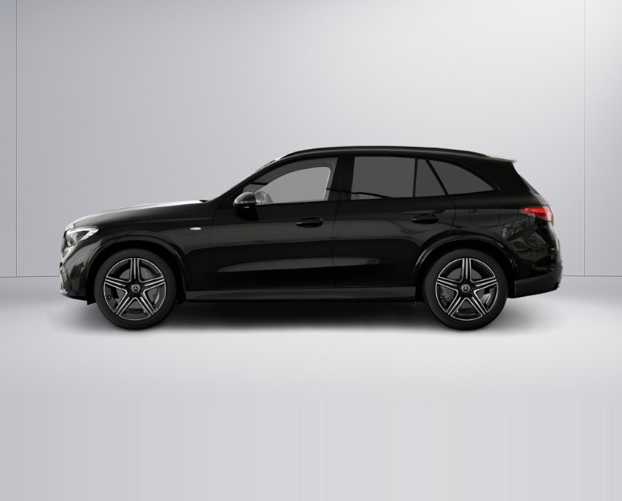 Mercedes-Benz GLC 300de 4MATIC AMG Line - foto 9