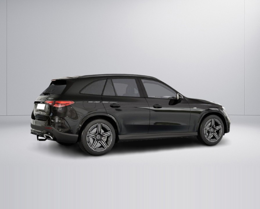 Mercedes-Benz GLC 300de 4MATIC AMG Line (4)