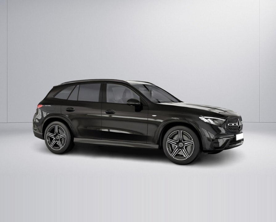 Mercedes-Benz GLC 300de 4MATIC AMG Line (2)