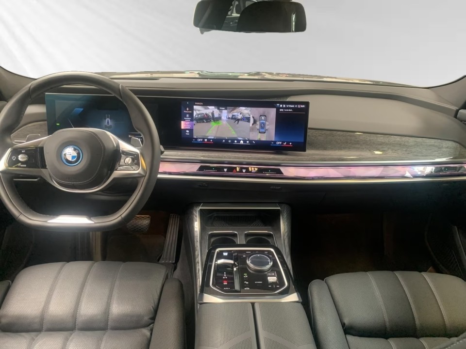 BMW Seria 7 750e xDrive - foto 7