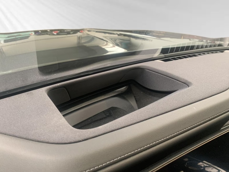 BMW Seria 7 750e xDrive - foto 12