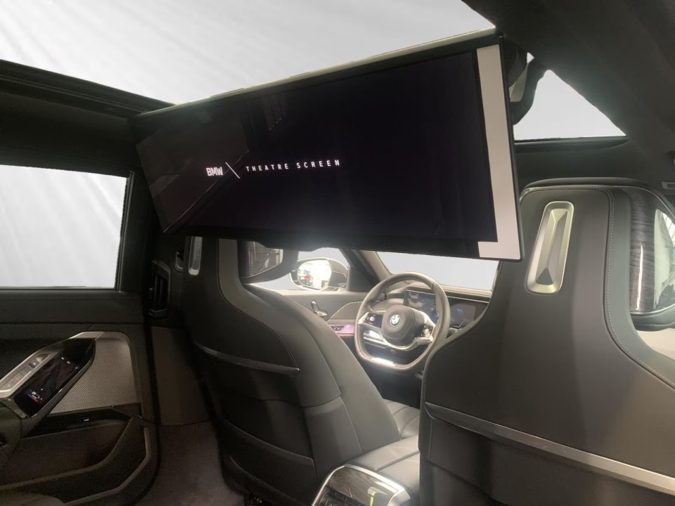 BMW Seria 7 750e xDrive - foto 10